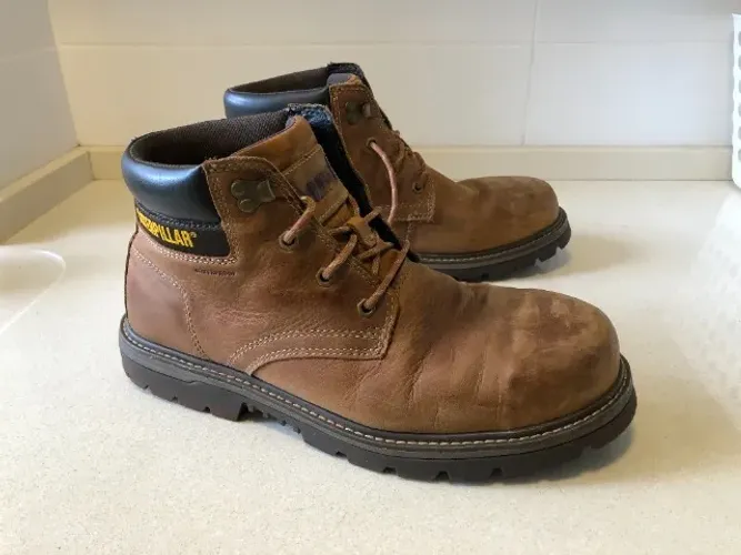 Botas Caterpillar Couro Impermeável Waterproof Bico de Segurança - Tam. 44 (12 Us)