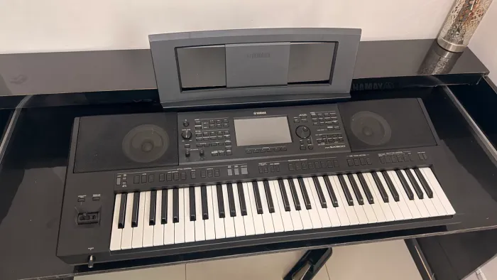 Teclado arranjador Yamaha Sx900