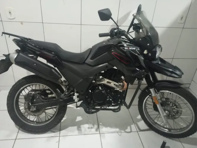 Vendo apenas 8 meses de uso