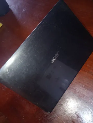 Notebook Acer - Intel Core i3 4 GB DDR3