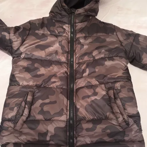 Vendo roupa menino 10 anos