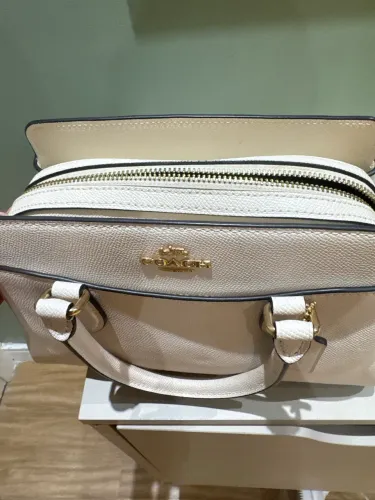 Bolsa Coach - Darcie Carryall - Original e impecável 