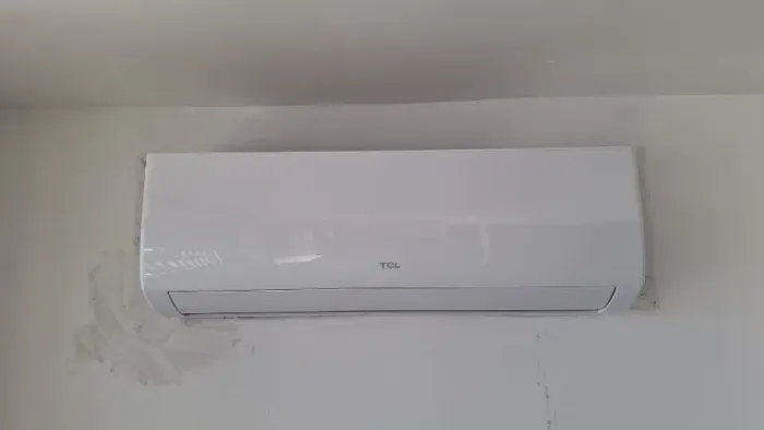 AR 9000 BTU TCL