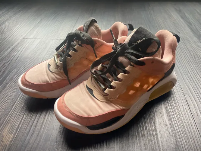 Tênis Nike Jordan Air Max 200 - Edição Limitada 