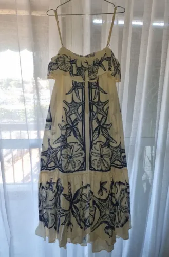Vestido Aventureiro Mar de Ondas FARM COM ETIIQUETA e sem uso