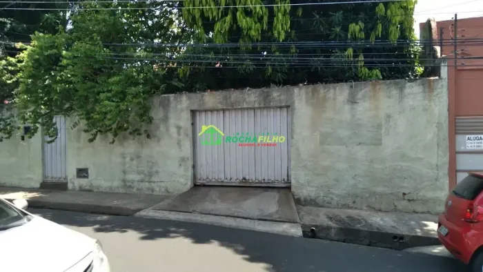 Casa para venda. 307 m² por 1200000,00 - Centro - Teresina/PI
