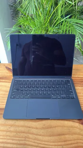 Macbook m3 13 16/256