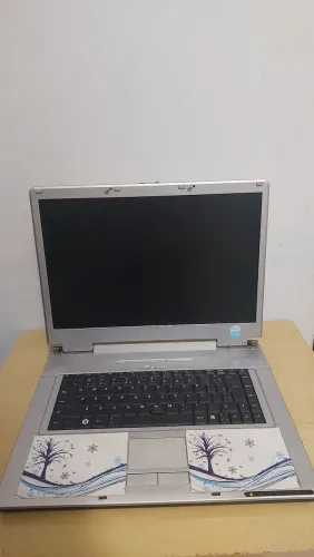 Notebook Itautac Para Reparo (Liga mas não da video)