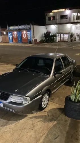 Volkswagen Santana 1.8 MI (álcool) 1999