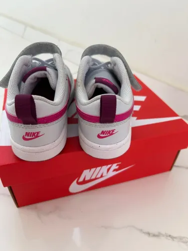 Sapato infantil Nike 