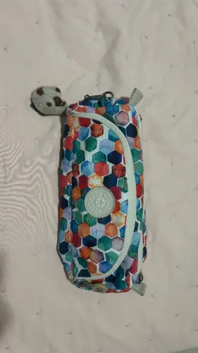 Estojo Kipling colorido