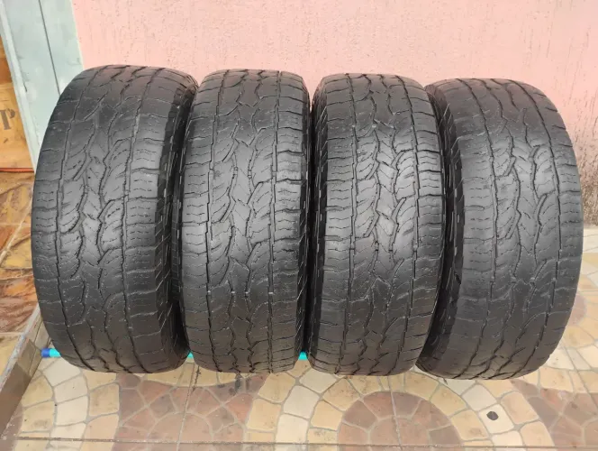 Vendo jogo de pneus aro 18 Dunlop pra camionete  S10 Hilux 265/60/18 retirada Ceilândia no