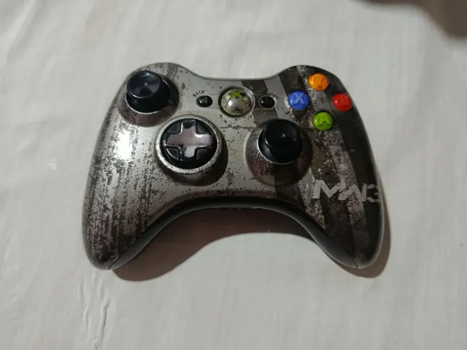 Vendo Xbox 360 - defeito+ todos jogos funcionando perfeitamente 