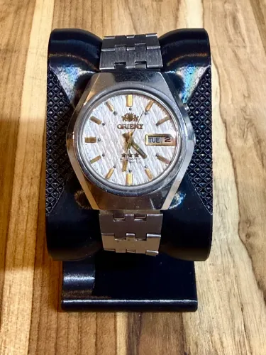 Relógio Orient Tristar Textura Diamante