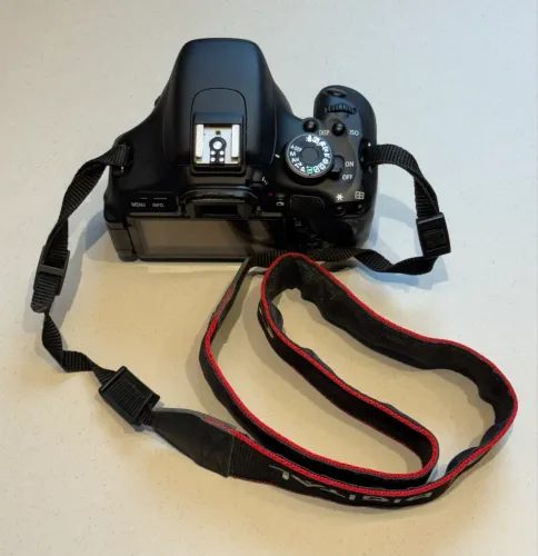 Canon t3i em bom estado