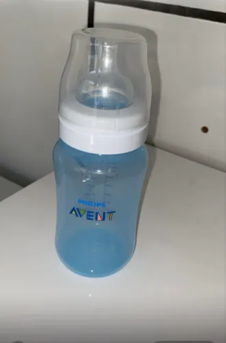 Mamadeira Avent nova 