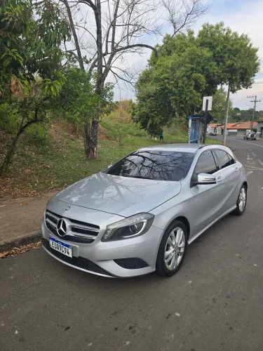 Mercedes-Benz Classe A 200 1.6 TB 16V Urban 156cv Aut. 2014