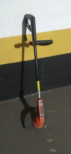 Aparador de grama com motor fraco