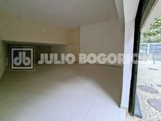 Loja : / Comercial / São Conrado