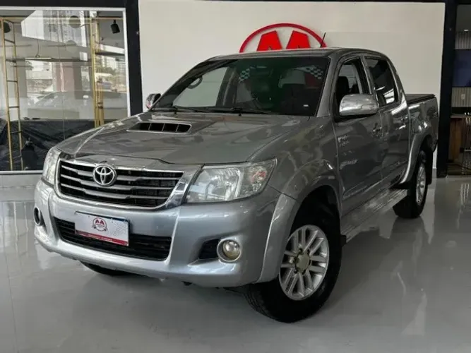 Toyota Hilux CD SRV D4-d 4X4 3.0 TDI Diesel AUT 2015