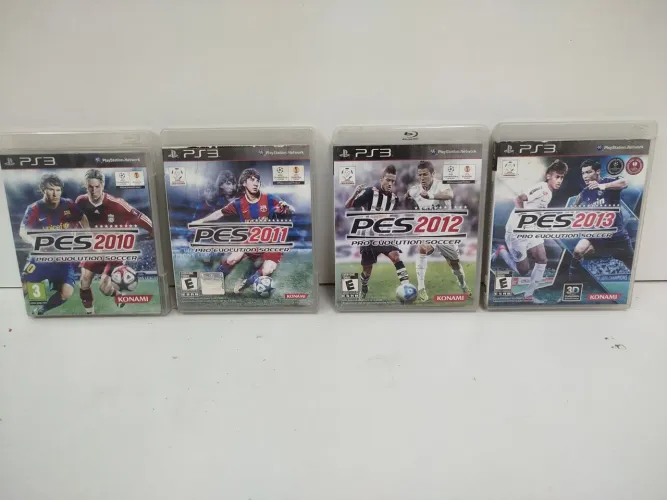 Lote do jogos PS3 futebol PES 