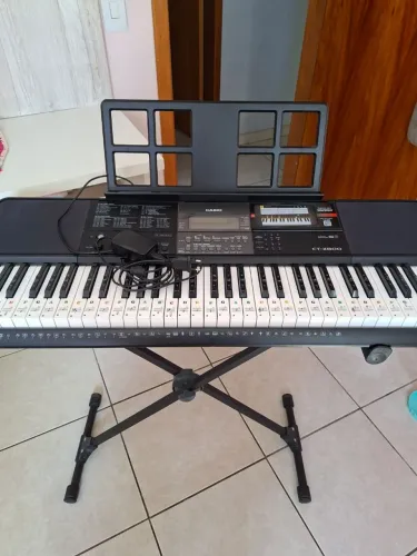 Vendo telcado Casio CT-X800