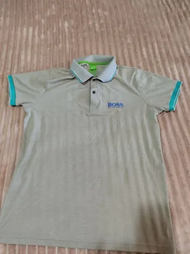 Vendo camisa Polo Modern Fit Hugo Boss.