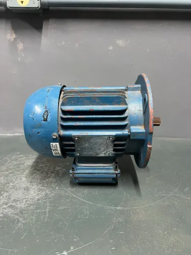 Motor Elétrico WEG W22 - 1,5 CV - Trifásico 220/380V