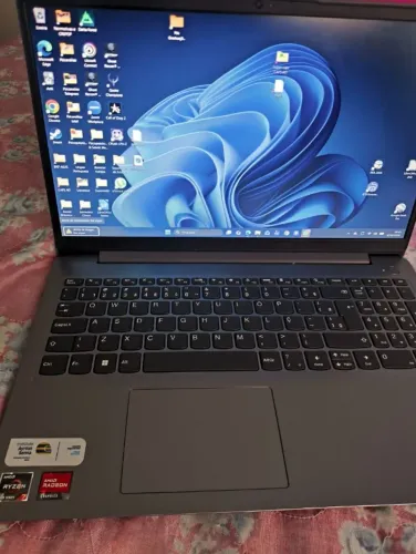 Notebook Lenovo Ryzen 7