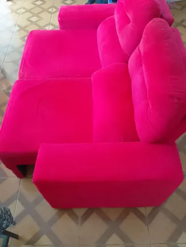 Sofá de dois lugares