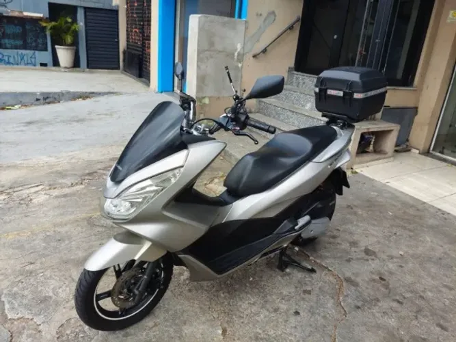 HONDA PCX 150 DLX 2017