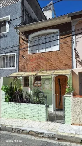 Cada de vila no Cambuci com uma Vaga na frente!