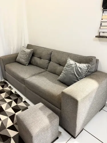 Sofá em linho cinza 2,10cm