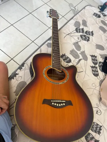 Violão elétrico 