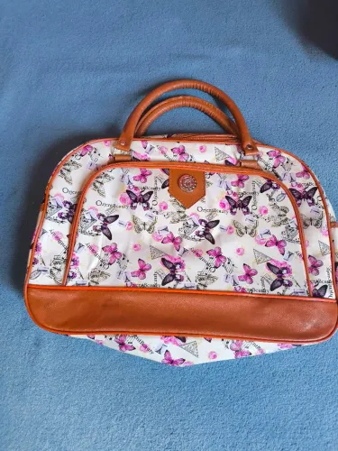 Bolso estilo M