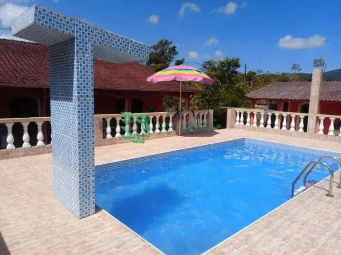 chacara em Itanhaém, com piscina e area gourmet