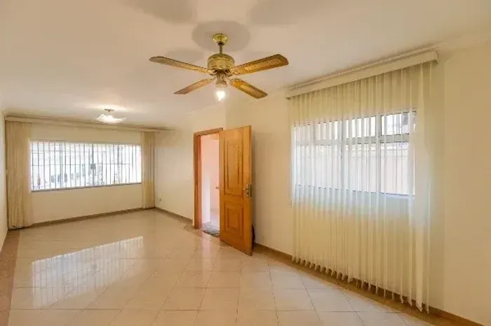Imóvel para aluguel tem 151 metros quadrados com 3 quartos em Saúde - São Paulo - SP