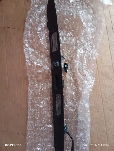 Moldura Luz De Placa C/câmera De Ré E Botão Hyundai Creta original