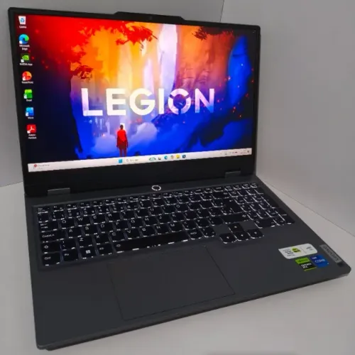 Notebook Gamer Lenovo LOQ i7 13650HX RTX 4050 6GB 16GB DDR5 512GB 15.6P FHD IPS 144Hz