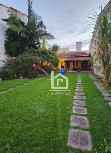 Oportunidade Única: Casa de 280m² na Glória Perfeita para Residência ou Comércio