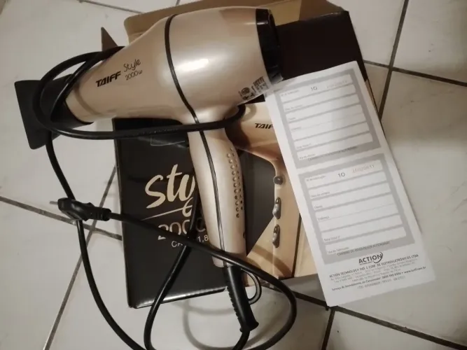 Vende se secador de cabelo 
