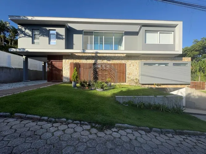 Casa a venda 4 suítes em condomínio fechado no Rio Tavares em Florianópolis -ASC