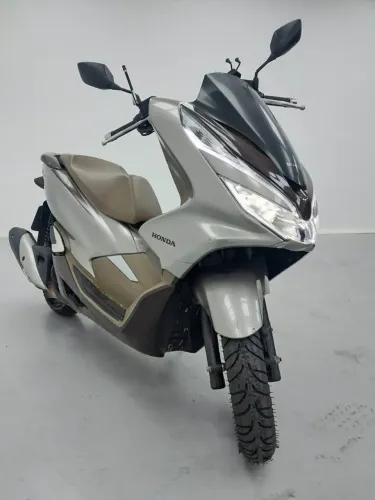 HONDA PCX DLX