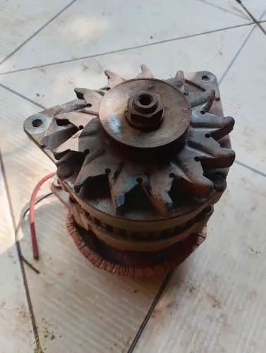 Alternador da Ford