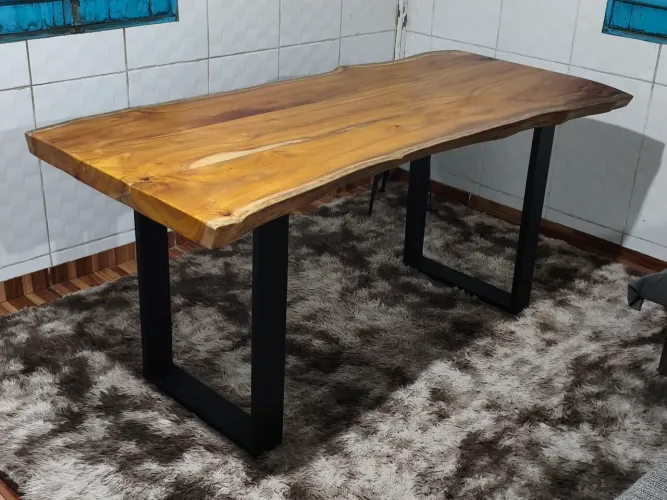 Mesa rústica