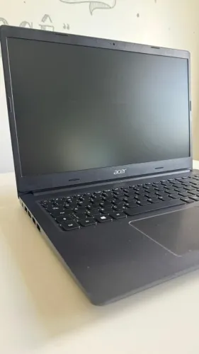Notebook Acer Aspire 3 A315-23 15.6 Amd Ryzen7 8gb 256gb Ssd Preto (Usado)