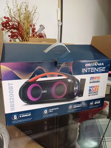 Caixa de som boombox britânia nova
