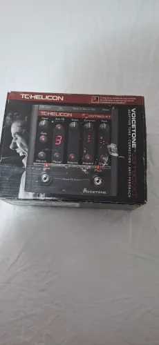Pedal corretor de voz tc helicon voiceyone correct xt