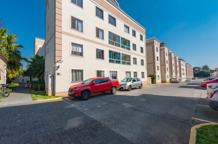 Duplex com 3 quartos no Bairro Novo Mundo