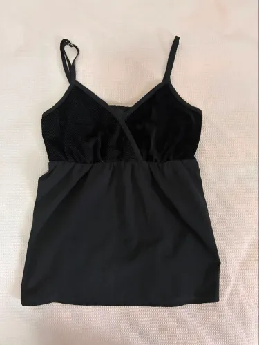 Blusinha Preta Rodadinha